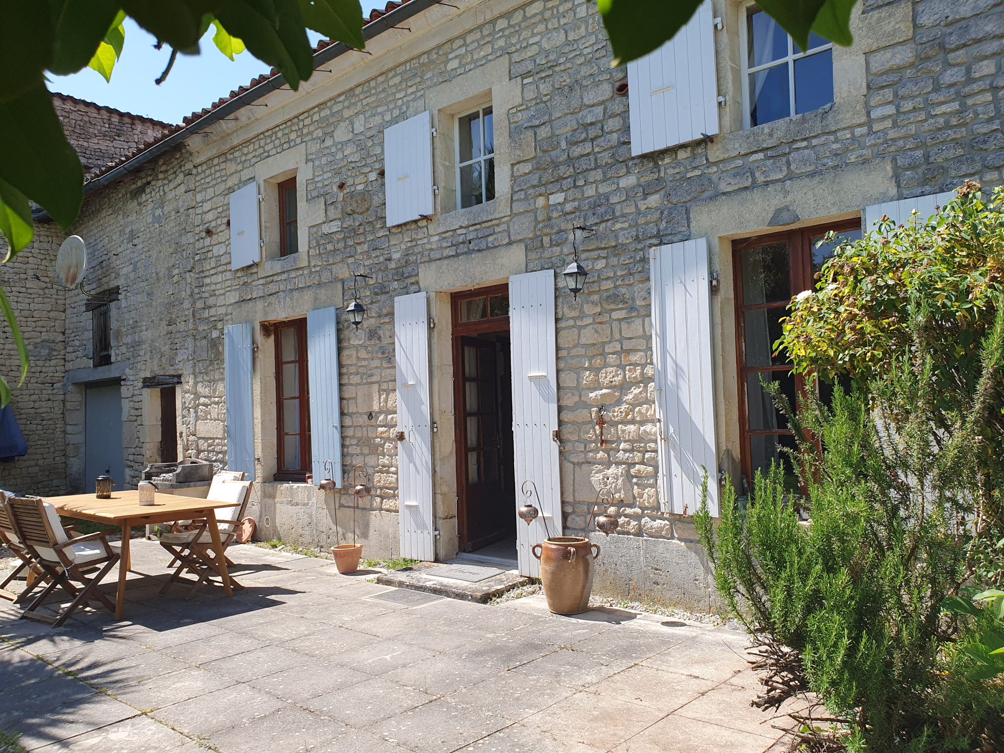 Maison type charentaise avec beaucoup de cachet et de caract
